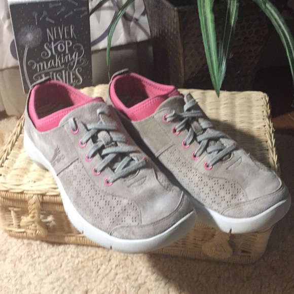 dansko elise sneaker